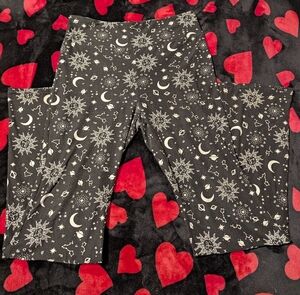 Flair Leg Yoga Pants Sun & Moon